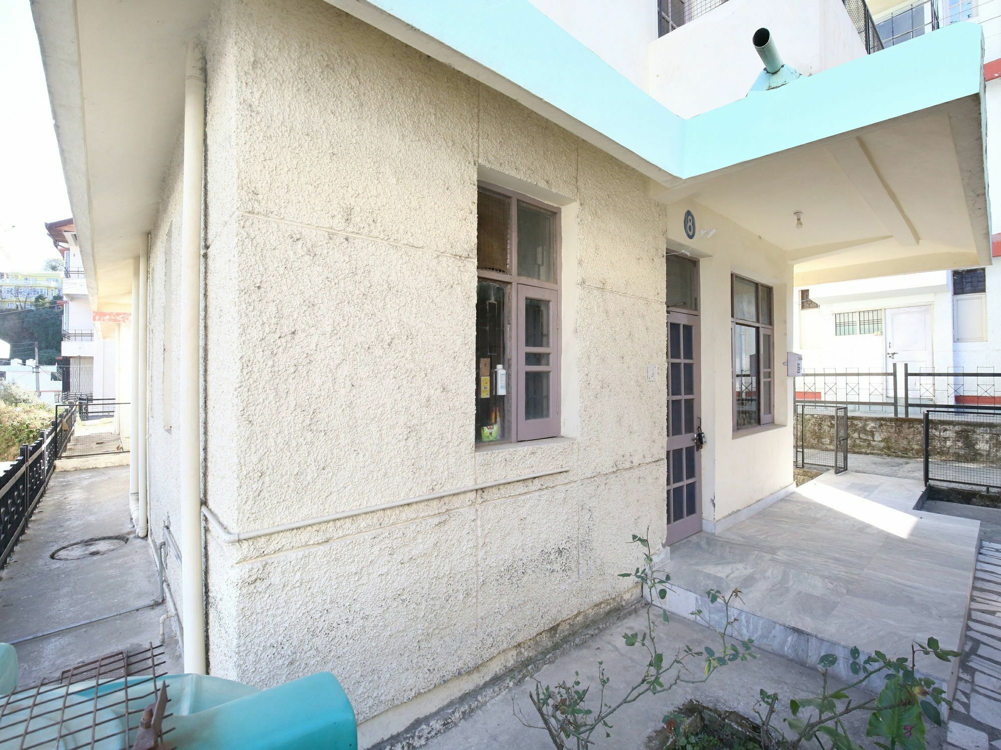 Elegant 3Bhk Abode In Shoghi, Shimla Leilighet Eksteriør bilde